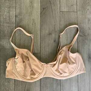 Victoria's Secret Blush Underwire Bra